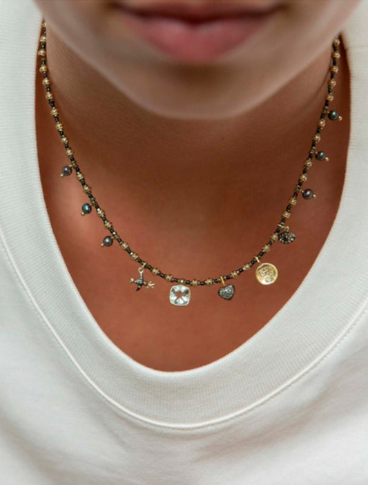 COLLAR HOODY