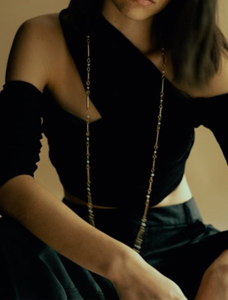 COLLAR OPERA METROPOLIS