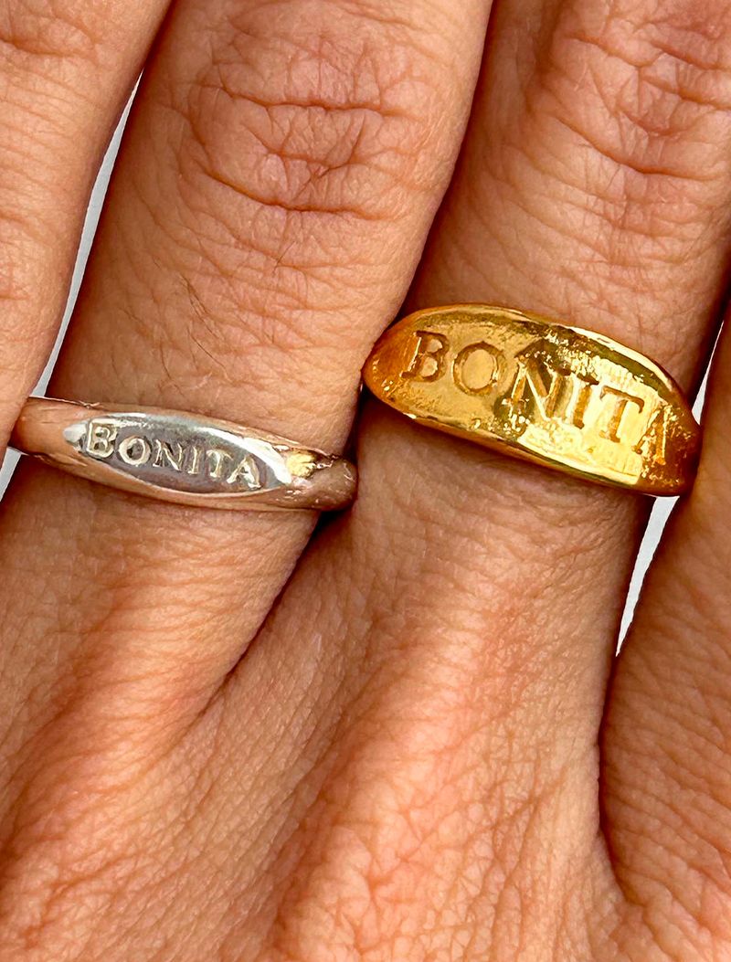 BONITA MANO