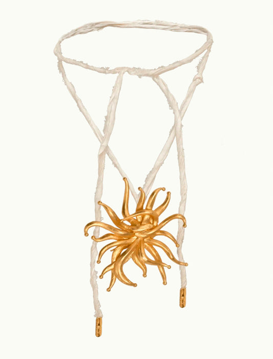 COLLAR ANEMONA SEDA