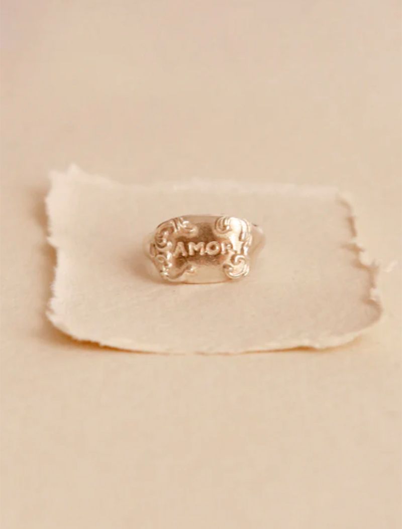 AMOR PLATA