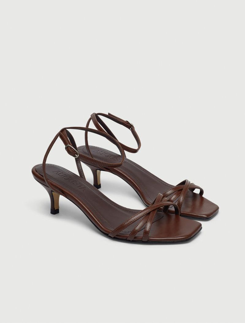 UMA MARRON