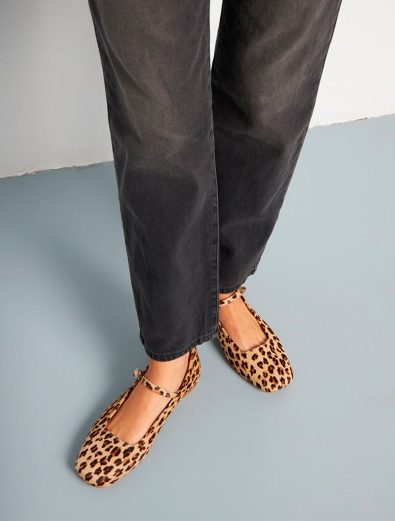 JULIETA BEIGE