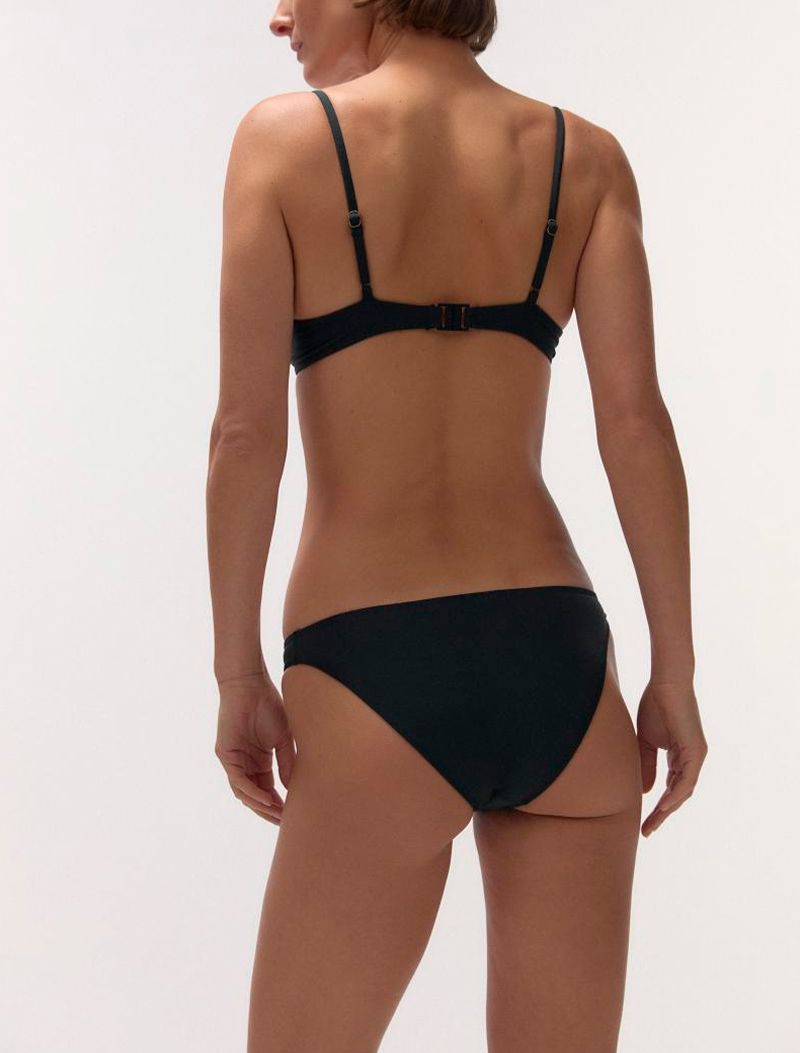 CORAL NEGRO