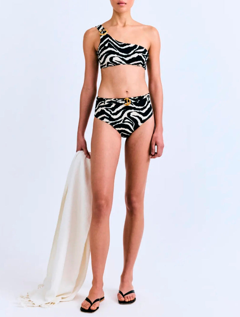 BIKINI PEBBLES