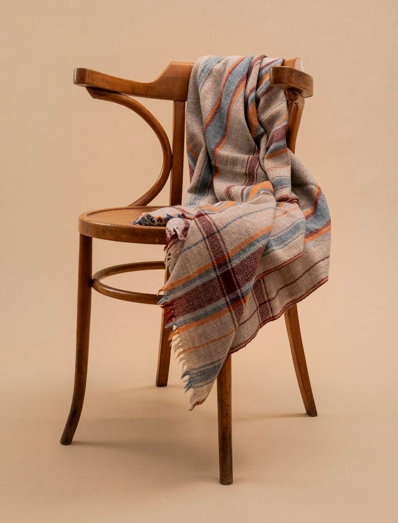 76 SILLA