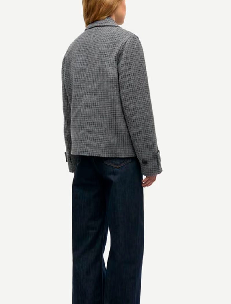 CHAQUETA SAMARTA GRIS