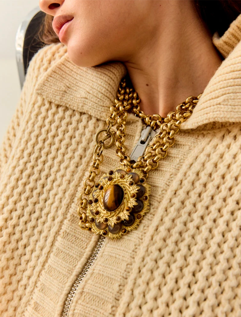 COLLAR MAGDALENA MARRON