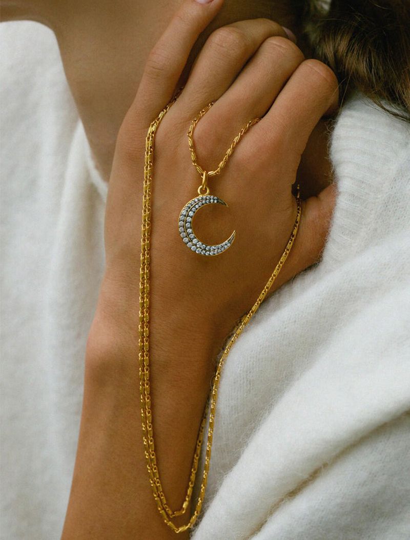 MOON4