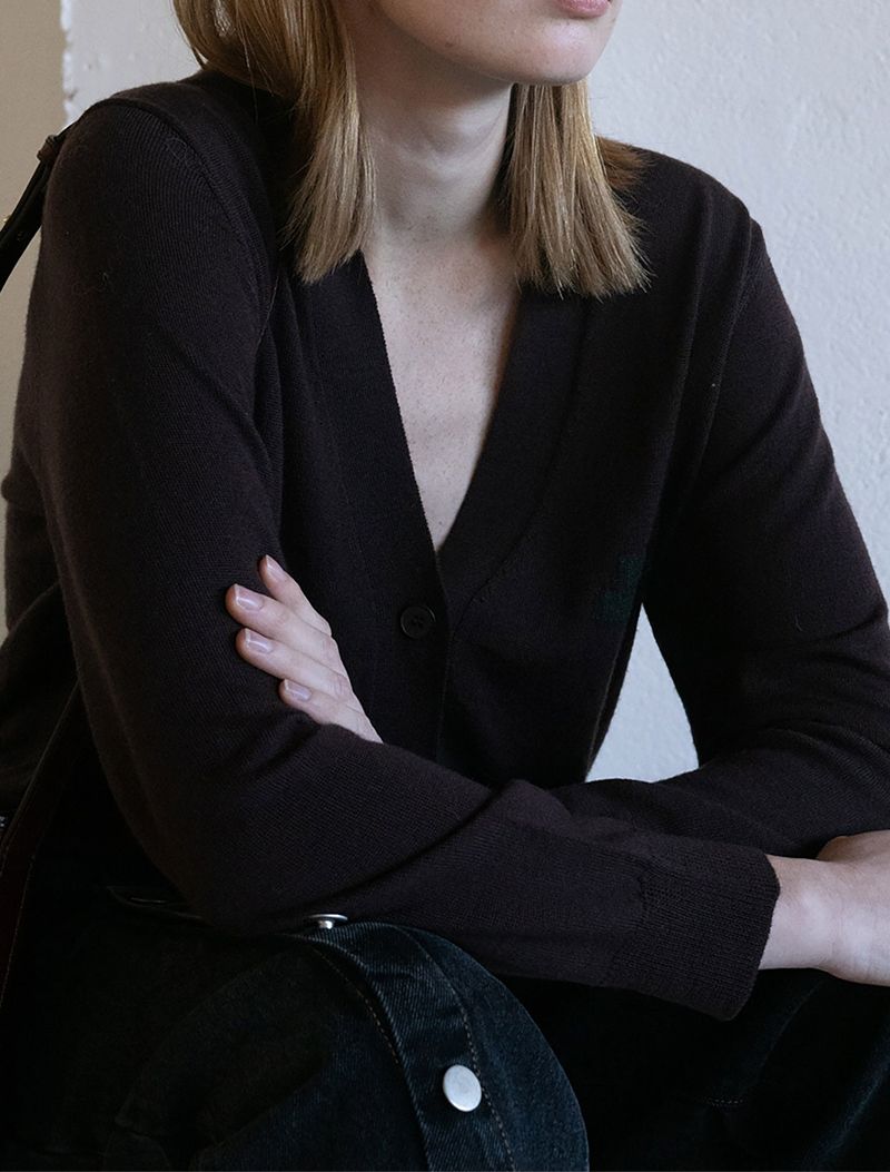LARA DETALLE